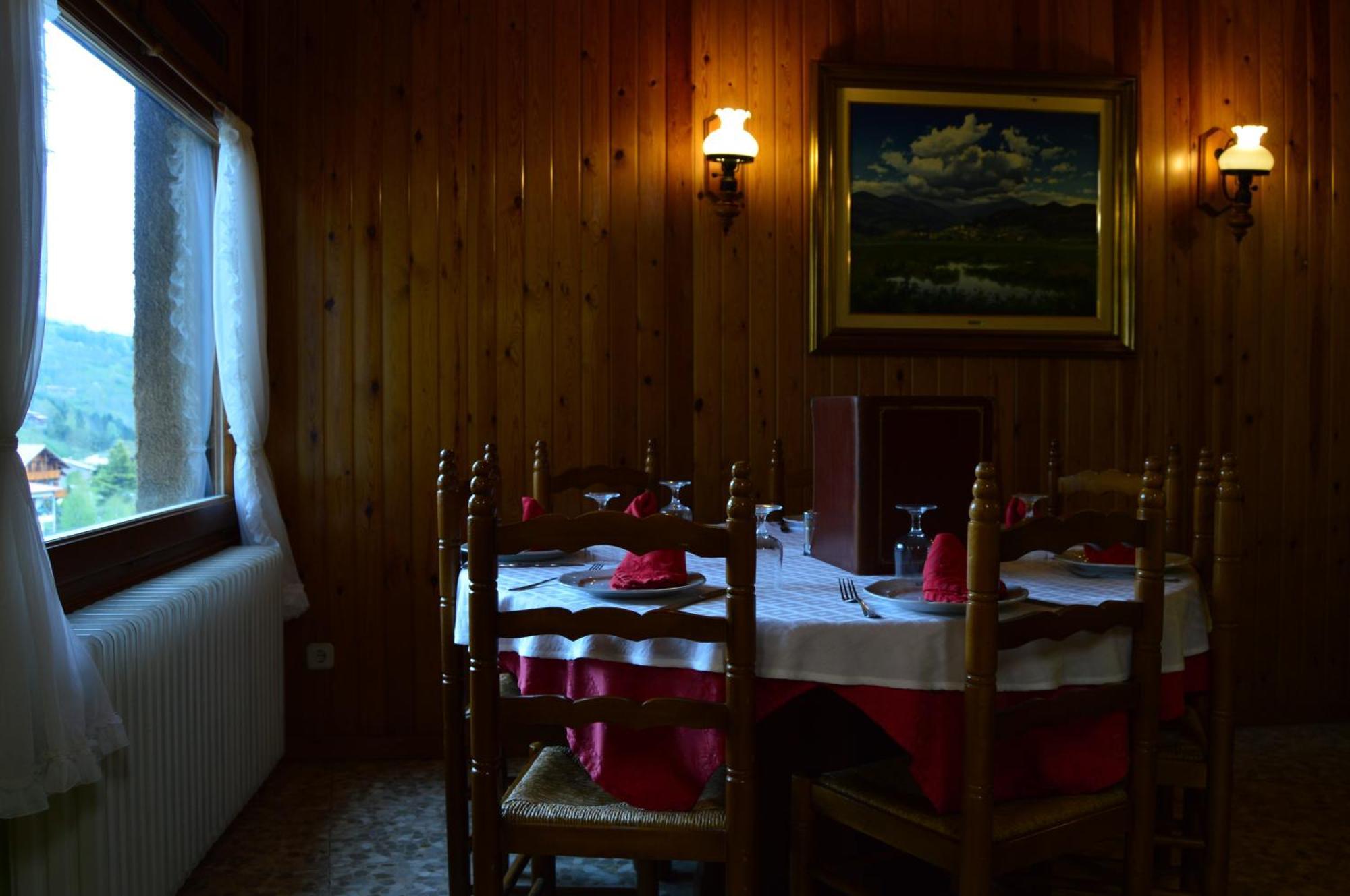Hostal L'Escon Llanars Luaran gambar